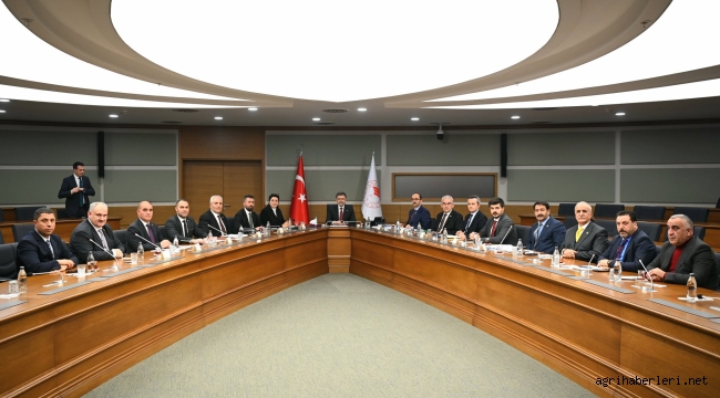 AĞRI EKİBİ TARIM ve ORMAN BAKAN İBRAHİM YUMAKLI İLE GÖRÜŞTÜ