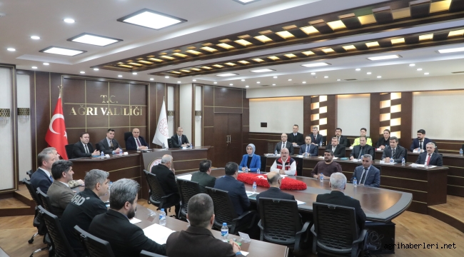 Ağrı'da "Okul Güvenliği ve Tedbirleri" Toplantısı Yapıldı