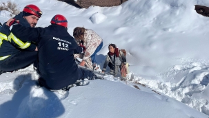 Doğubayazıt'ta Trafik Kazası Araç Devrildi, 3 Yaralı