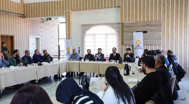  AĞRI'DA GAZETECİLER BAŞKAN YILDIZ İLE BİR ARAYA GELDİ.