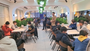 Gençlik Buluşmasında, Doğubayazıt'ta 72 Genç Akşam Yemeğinde Bir Araya Geldi.