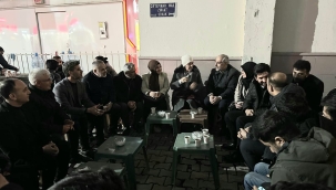 AK Parti Ağrı Milletvekili Ruken Kileci, Doğubayazıt'ta Esnaf ve Gençler İle Bir Araya Geldi