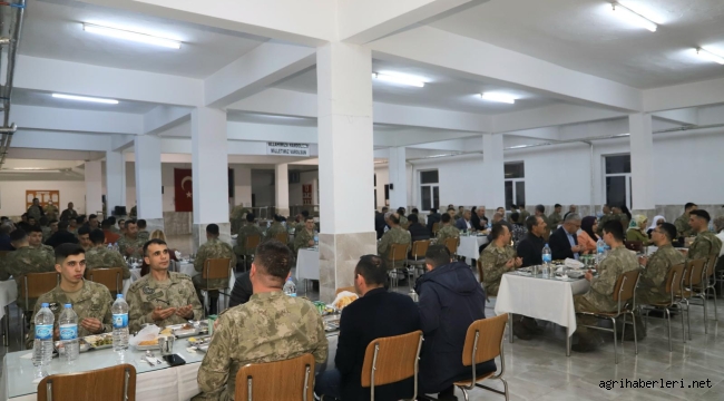 DOĞUBAYAZIT'TA ŞEHİT VE GAZİ AİLELERİ İFTAR YEMEĞİNDE BULUŞTU