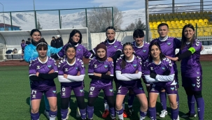 LİDER BAYAZİTSPOR 2. LİG YOLUNDA NAMAĞLUP OLARAK DEVAM EDİYOR