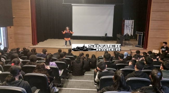 Doğubayazıt'ta Bir Damla da Sen Ol, su temasıyla okullarda seminer veriliyor.