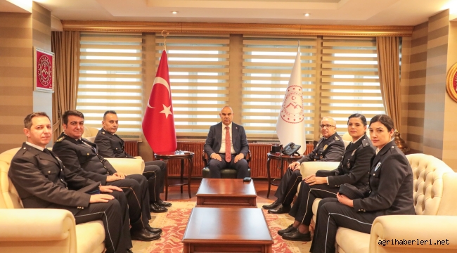 Polis haftası ülke genelinde etkinliklerle kutlanıyor.