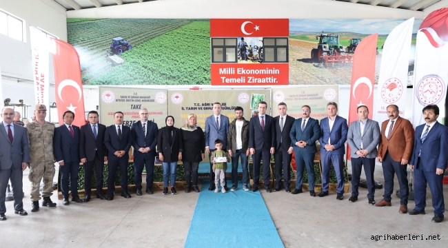 Ağrı'da 150 çiftçiye %75 hibe desteği ile 147.000 sebze fidesi dağıtıldı.