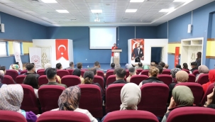 Ağrı'da "2025 Aile Yılı" Kapsamında Genç Çiftlere Bilinçlendirme Programı 