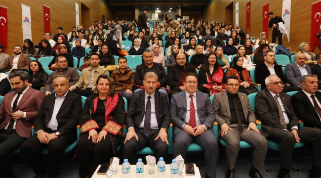 AİÇÜ'de Eczacı Öğrenciler Beyaz Önlük Giydi