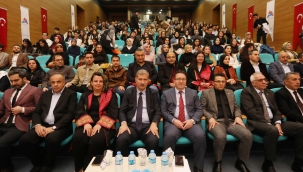 AİÇÜ'de Eczacı Öğrenciler Beyaz Önlük Giydi