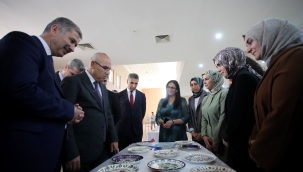 Aiçü'de Mezuniyet coşkusu