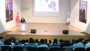   Bilimde Başarının Sırrı Konferansı AİÇÜ'de Düzenlendi