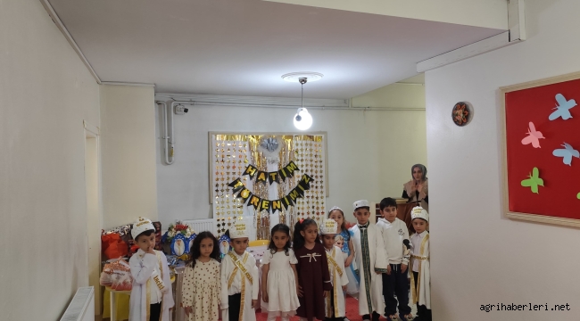 DOĞUBAYAZIT'TA MİNİK ÖĞRENCİLERE HATİM MERASİMİ