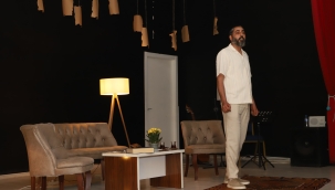 Doğubayazıt'ta Şiirin Büyüsü, "Bir Mayıs Akşamı" Şiir Dinletisi Unutulmaz Anlara Sahne Oldu