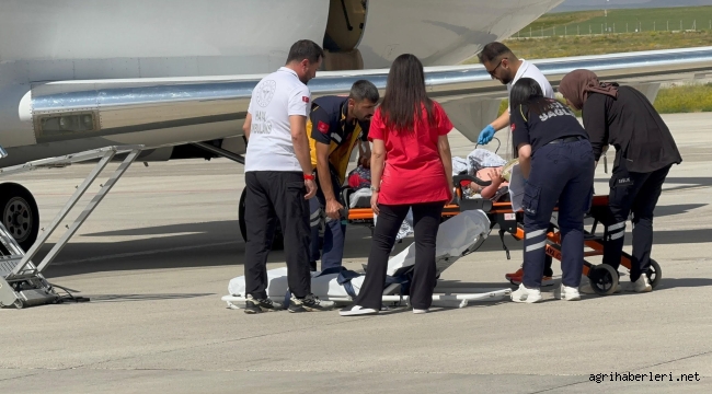 4 YAŞINDAKİ DOWN SENDORUMLU BEYTULLAH  AĞRI'DAN AMBULANS UÇAK İLE ANKARA'YA SEVK EDİLDİ.