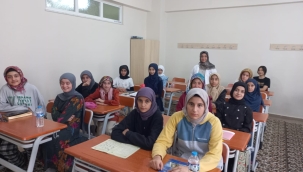 Doğubayazıt Kaymakamlığı Kadınlar ve Kız Çocuklarına Ücretsiz Kurs Desteği