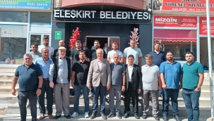Eleşkirt Belediye Başkanı Ramazan Yakut'un Girişimiyle 30 Yıllık Kan Davası Barış İle Taçlandı