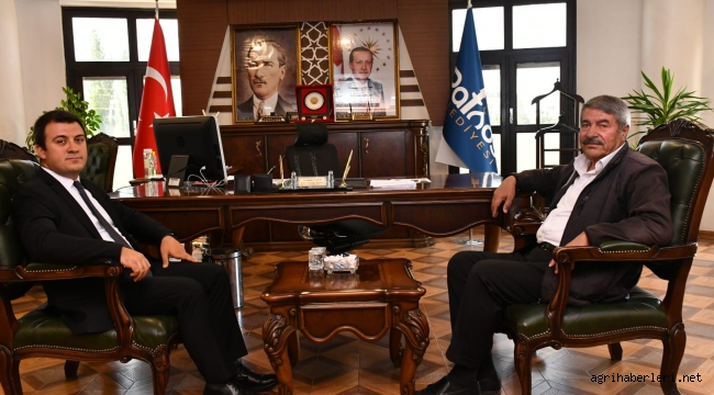 Patnos Kaymakamı Burak Dertlioğlu, Patnos Belediye Başkanı Abdulhalık Taşkın'ı makamında ziyaret etti.