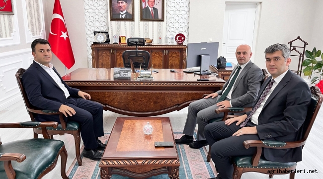 Ağrı'da Kaymakamlar Arasında Hayırlı Olsun Ziyaretleri