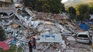Balıkesir depreminde 1 kişi hayatını kaybetti