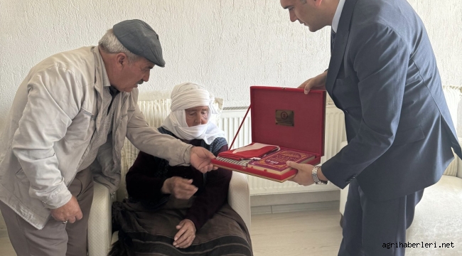 Diyadin Kaymakamı Furkan Korkusuz, Şehit Nizamettin Karakuş, Ailesini Ziyaret Etti