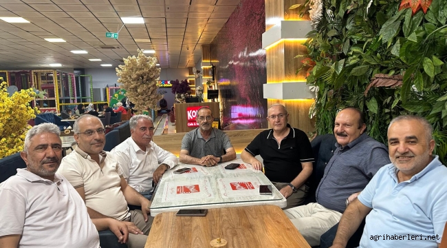 Eski Milletvekilleri Özyolcu ve Alır, Doğubayazıt'ta Parti Teşkilatı ile Buluştu