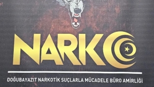 İran'dan Doğubayazıt'a giriş yapan 4 kişi iç çamaşırları içinde gizledikleri 2 kilo 76 gr Uyuşturucuyu polis yakaladı