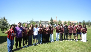 Prof. Dr. Gülçin, ÖZYES Sınavına Giren Öğrencilere Başarılar Diledi2025