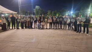 Ağrı'da Halk Sağlığı Haftası "Sağlık İçin Hareket" Yürüyüşü Renkli Görüntülere Sahne Oldu