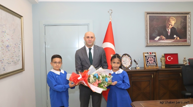 Doğubayazıt'ta İlköğretim Haftası Kutlandı 