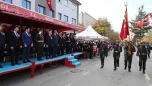 Ağrı’da Cumhuriyet Coşkusu: 102. Yıl Dönümü Törenlerle Kutlandı