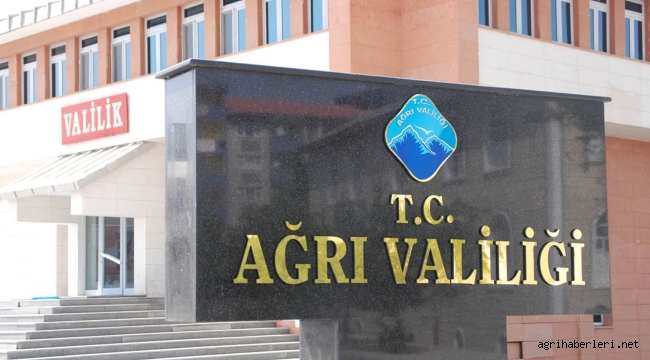 Ağrı'da TIR Durduruldu İçerisinde 16 Düzensiz Göçmen Yakalandı