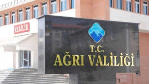 Ağrı’da TIR Durduruldu İçerisinde 16 Düzensiz Göçmen Yakalandı