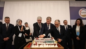 AİÇÜ’de Cumhuriyet Bayramı Kutlaması Kapsamında Anlamlı Seminer