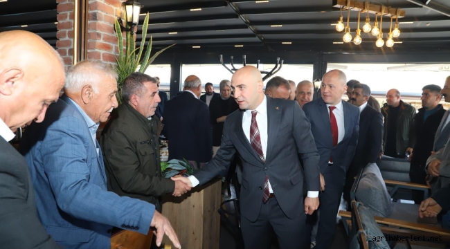 Doğubayazıt Kaymakamı Murat Ekinci, Muhtarlara Kahvaltı Programında Bir Araya Geldi