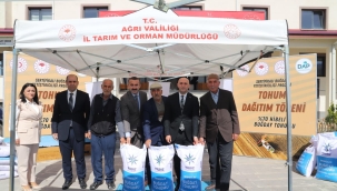 Doğubayazıt'ta Tarım Müdürlüğü Yeni Hizmet Binası Açılışı Yapıldı, Çiftçilere Tohum Dağıtıldı