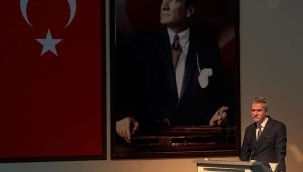 Ağrı'da Dünya Çocuk Hakları Gününde AİÇÜ ve UDER İşbirliğiyle Konferans Düzenlendi