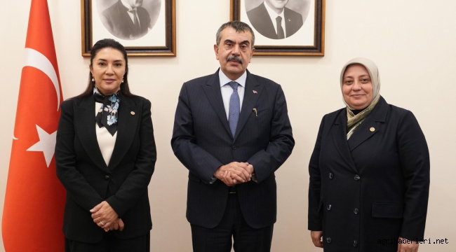  Ağrı Milletvekili Kilerci, Gazi Meclis'te Nöbetçi Bakan Tekin'e Ağrı'nın Eğitim Sorunlarını İletti.