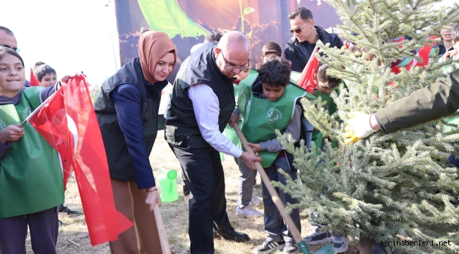 Ağrı, "Yeşil Vatan Seferberliği" Kapsamında Binlerce Fidana Nefes Oldu