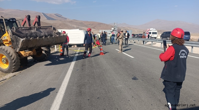 Doğubayazıt-Iğdır Kara Yolunda Araçlar Çapıştı Ölü ve Yaralılar Var