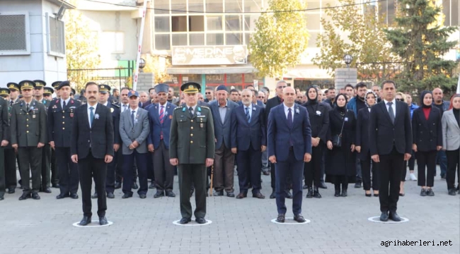 Doğubayazıt'ta 10 Kasım Törenleri ile Atatürk Anıldı