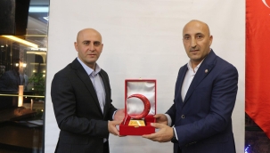 Doğubayazıt'ta Kızılay Haftası Buluşması, Hayırseverler ve Protokol İyilik Sofrasında Birleşti