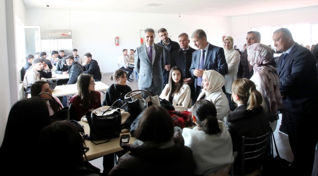 Ağrı İbrahim Çeçen Üniversitesi'nde Toplantılar ve Ziyaretler Tamamlandı