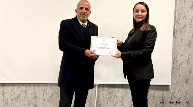 Ağrı İl Sağlık Müdürü Beşer, Yıl Sonu Hazırlıkları İçin Kritik Eğitim Toplantısı Yaptı