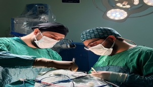 Ağrı'da Tıbbi Bir Dönüm Noktası: İlk Beyin Tümörü Ameliyatı Başarıyla Gerçekleştirildi