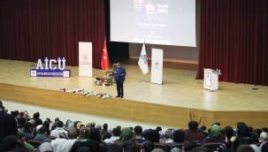   AİÇÜ'de Hayati İnanç İle “Can Veren Pervaneler” Söyleşisi