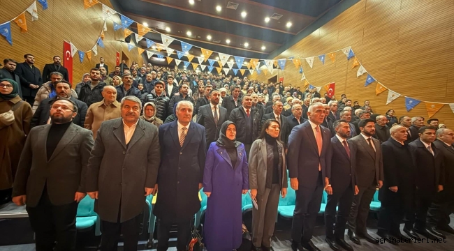 Kültür ve Turizm Bakanı Mehmet Nuri Ersoy: Ağrı'da AK Parti Toplantısına Katıldı