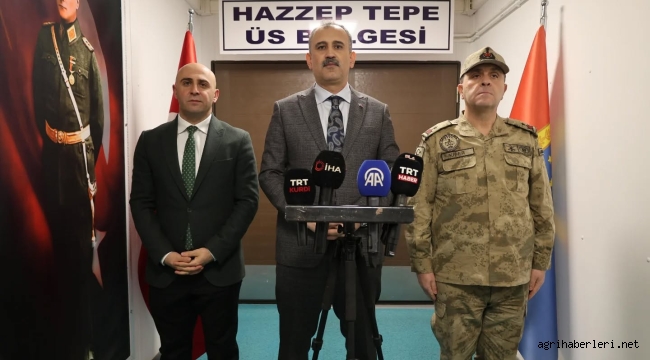 Ağrı Valisi, Doğubayazıt Kaymakamı ve Ağrı İl Jandarma Komutanı, Hazzep Tepe Jandarma Üs Bölgesi'nde Askerle İftar Açtı