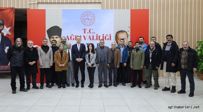 Ağrı'da Kimsesizlerin Kimsesi "Kesenyên Bêkesan" Bir Vali