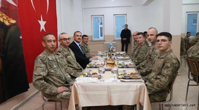 Ağrı Valisi Bozkurt, Cezaevi ve Tugay Ziyaretlerinde: Asker ve Personel ile İftar Açtı